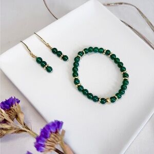Elegant Green Agate & 18K Gold Plated Jewelry Set – Bracelet & Earrings